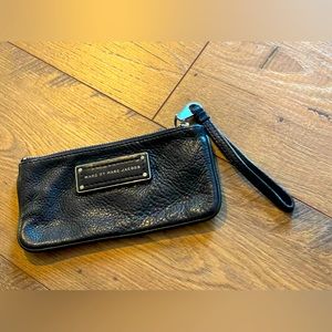 MARC BY MARC JACOBS WRISTLET